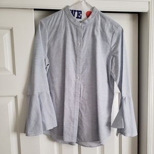 Top with flaire sleeves